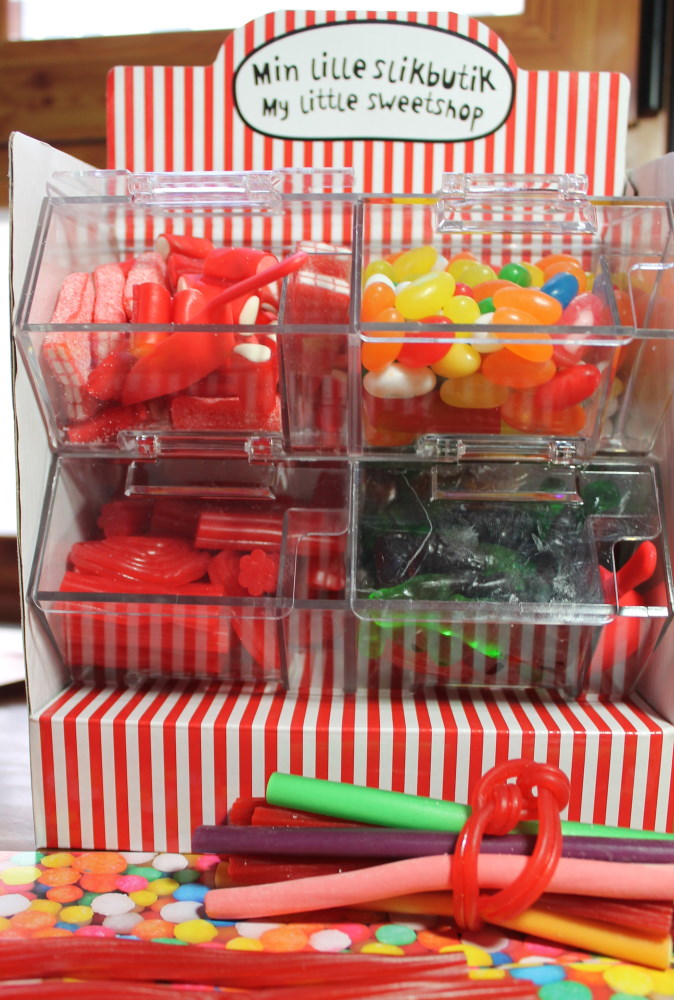 Regalos-personalizados-originales-caja-chuches